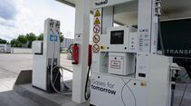 Der Wasserstofflieferant und -hersteller Tyczka Hydrogen hat im Güterverkehrszentrum (GVZ) Region Augsburg eine Tankstelle für grünen Wasserstoff in Betrieb genommen. 