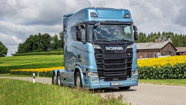 Der erste Prototyp des Scania NTG Longline.