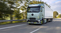 Der neue Actros L mit ProCabin: Aerodynamik zählt. Der Lkw ist eins der Highlights von Daimler Truck auf der IAA Transportation 2024 in Hannover.

The new Actros L with ProCabin: Aerodynamics count. One of the highlights from Daimler Truck at the IAA Transportation 2024 in Hanover.