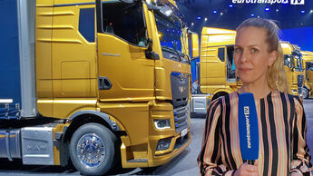 Der neue MAN TGX mit Moderatorin Alexandra von Lingen in Bilbao.