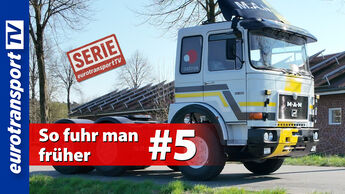 Der restaurierte MAN F8 aus der Serie „Auf Achse“ steht vor einem Gebäude, im Vordergrund grünes Gras. Auf dem Bild der rote Serien-Stempel, der Text „So fuhr man früher! #5“ und das eurotransportTV-Logo am linken Bildrand.