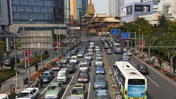 Die Ingenieure im ZF-Entwicklungszentrum in Schanghai haben die E-Mobilität im Blick. 