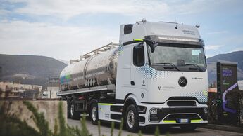 Die Kostner Group hat ihren Ladepark an der Brennerachse erweitert. Dort ist künftig das sogenannte Mega-Watt-Charging für E-Lkw möglich.