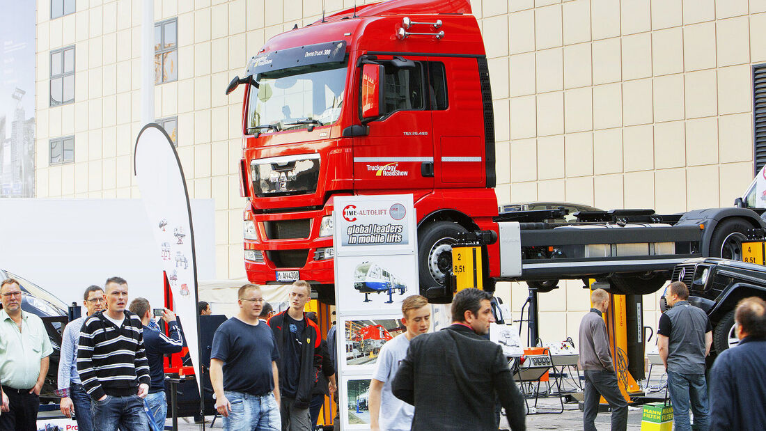 Die automechanika ist die Fachmesse für Werkstatteinrichtung, Werkzeuge und Dienstleistungen.