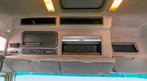 Drei Generationen Mercedes-Lkw, Eurocab, Hochdach, Kunststoff