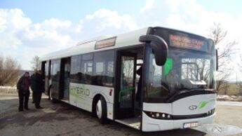 Eaton-Hybridtechnik für Paris und Moskau