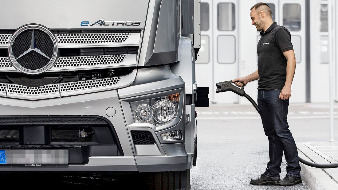 Einfacher Einstieg in die E-Mobilität: Demonstrations-Ladepark für Elektro-Lkw in Wörth startet in die Bauphase

An easy gateway to electric mobility: Construction phase starts for demonstration electric truck charging park in Wörth