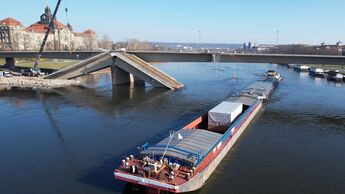 Eingestürzte Elbbrücke in Dresden ist wieder passierbar