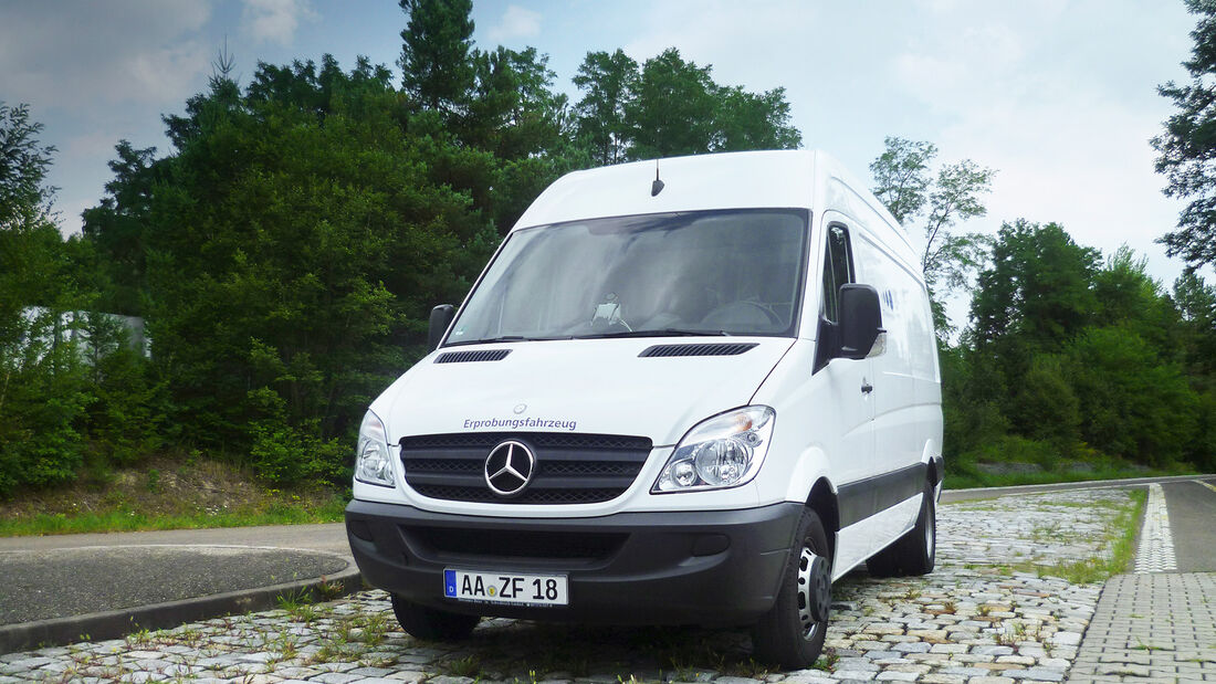 Elektrolenkung mit aktivem Lenkeingriff, Mercedes, Erprobungsfahrzeug