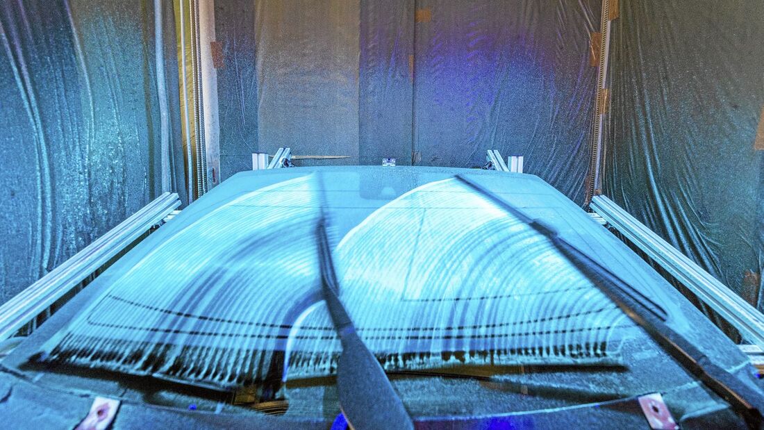 Entwicklung-Scheibenwischerproduktion bei Valeo