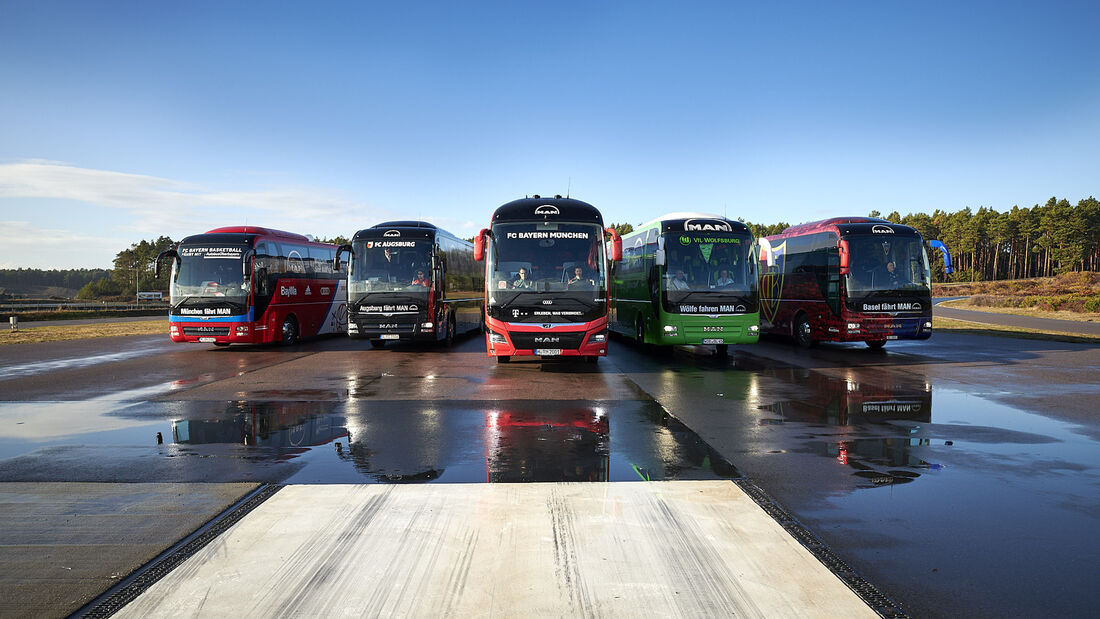 FC Bayern München Mannschaftsbus MAN Lion's Coach L