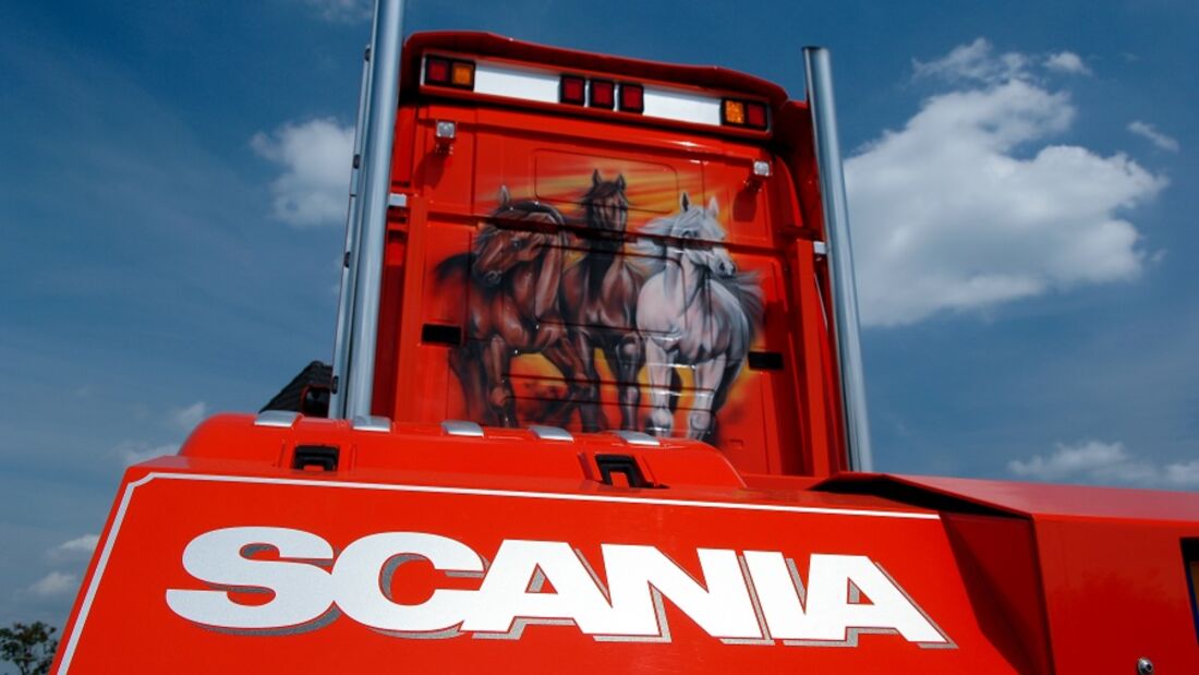 FERNFAHRER Supertrucks Spezial 2011, Scania Sammlung Verbeek - Fuhrpark Orange