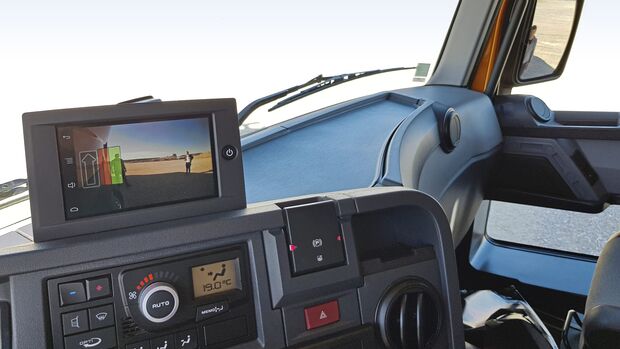 Fahrbericht Renault Trucks C 6x4 Abrollkipper Kiesgrube orange