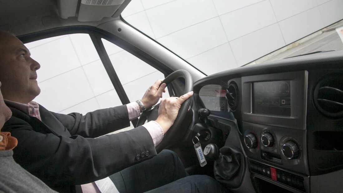 Fahrer, Elektrotransporter, Elektroauto, Ralf Johanning, IAA 2012