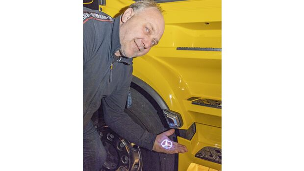 Fahrertest Mercedes-Benz Actros 1853