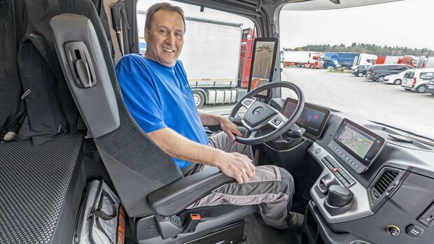 Fahrertest Mercedes-Benz Actros 1853