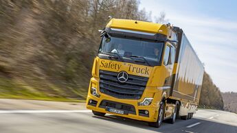 Fahrertest Mercedes-Benz Actros 1853