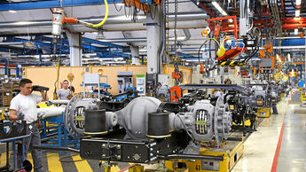 Fahrzeugbau,  Produktion, MAN, Daimler