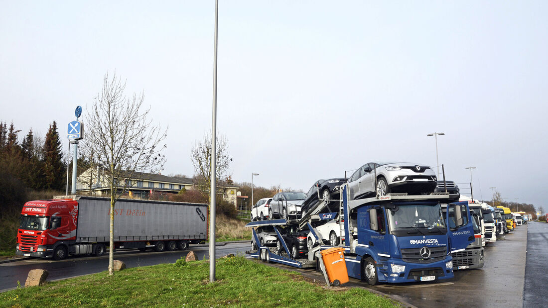 Faktencheck Hütte oder Hotel, FF 10/2020, Rasthof, Rastanlage, Parkplatz, Hotel, Übernachtungsverbot regelmäßige Wochenruhezeit Lkw.