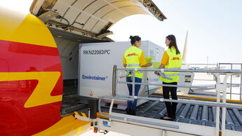Flugzeug, Pharmazeutika, Transport, DHL, Luftfracht