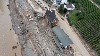 Folgen des gravierenden Unwetters in Rheinland-Pfalz - hier: Heimersheim