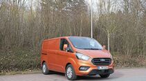 Ford Transit Custom PHEV Plug-in Hybrid Benzin-elektrisch Kastenwagen orange Elektromobilität E-Mobilität