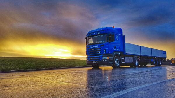 Frommi, Müller-Trans, per E-Mail