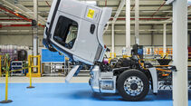 Future Truck Center im Mercedes-Benz Werk Wörth: Serienfertigung des batterieelektrisch angetriebenen eActros beginnt 

Future Truck Center at Mercedes-Benz Plant Wörth: Start of Production of battery-electric eActros
