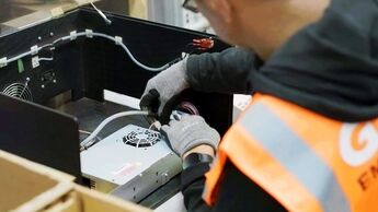 GXO ServiceTech ist spezialisiert auf Reparaturen, Upgrades und Retouren von Unterhaltungselektronik.
