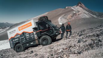 Gebrüder Weiss Peak Evolution Team in Chile