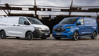 Gegenüberstellung des VW Transporter T7 und des aktuellen Ford Transit Custom.
