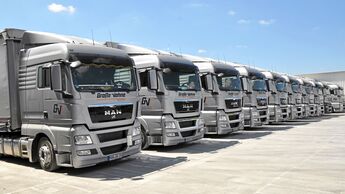 Große-Vehne-LkW's
