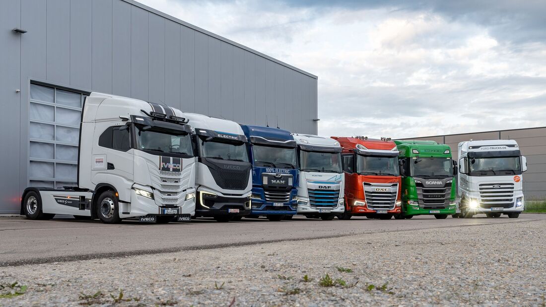 Gruppenfoto, Iveco, MAN, DAF, Scania, Ford