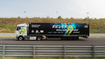 Guiness World Record Mercedes-Benz Trucks Marco Hellgrewe 2025