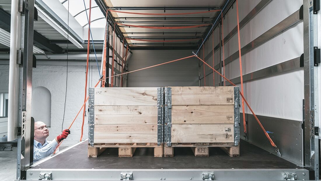 HESTAL Gurtlift