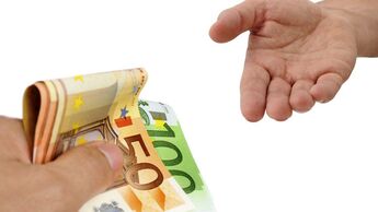 Hände, Geld, Fotolia