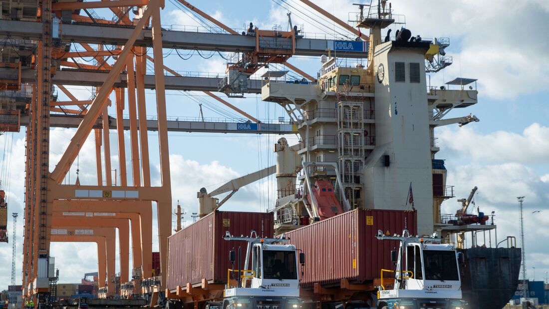 Hafenlogistik mit automatisierten Lkw. Jost und Fernride wollen diese Innovationen in Zukunft weiter vorantreiben.