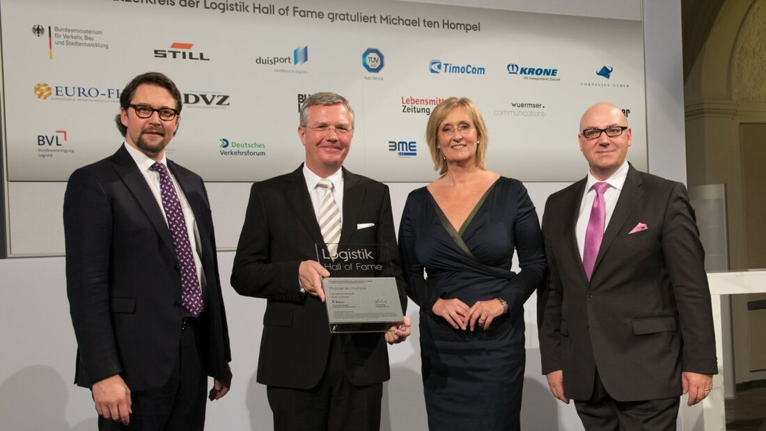 Hall of Fame, Logistik, 