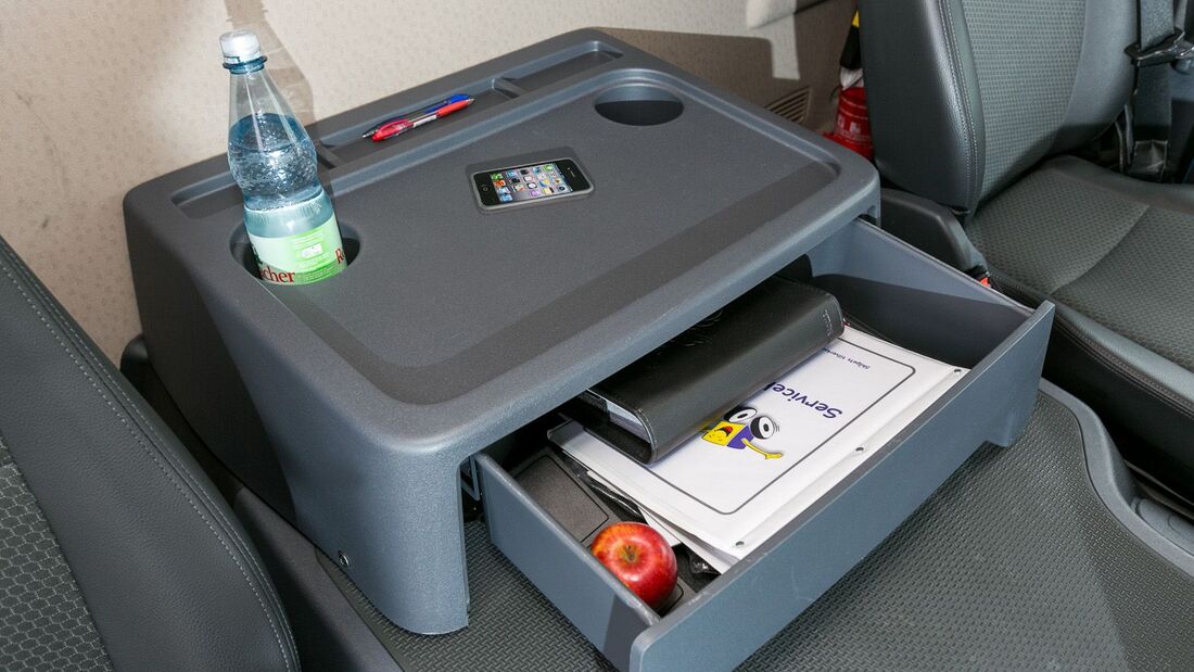Handy, Ablage, Lkw-Fahrerhaus