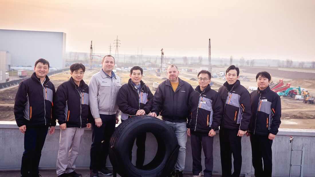 Hankook eröffnet ein neues Reifenwerk in Ungarn.
