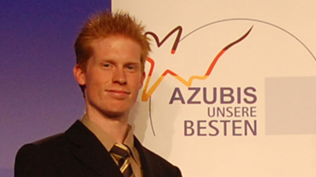 Hellmann-Azubi ist bester Kraftfahrer