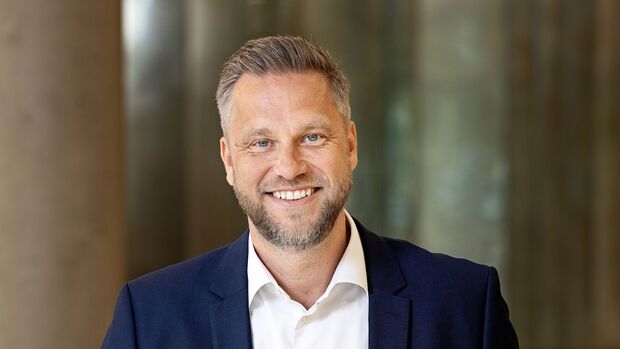 Henrik Fritz Poulsen ist Senior Vice President Road DACH
