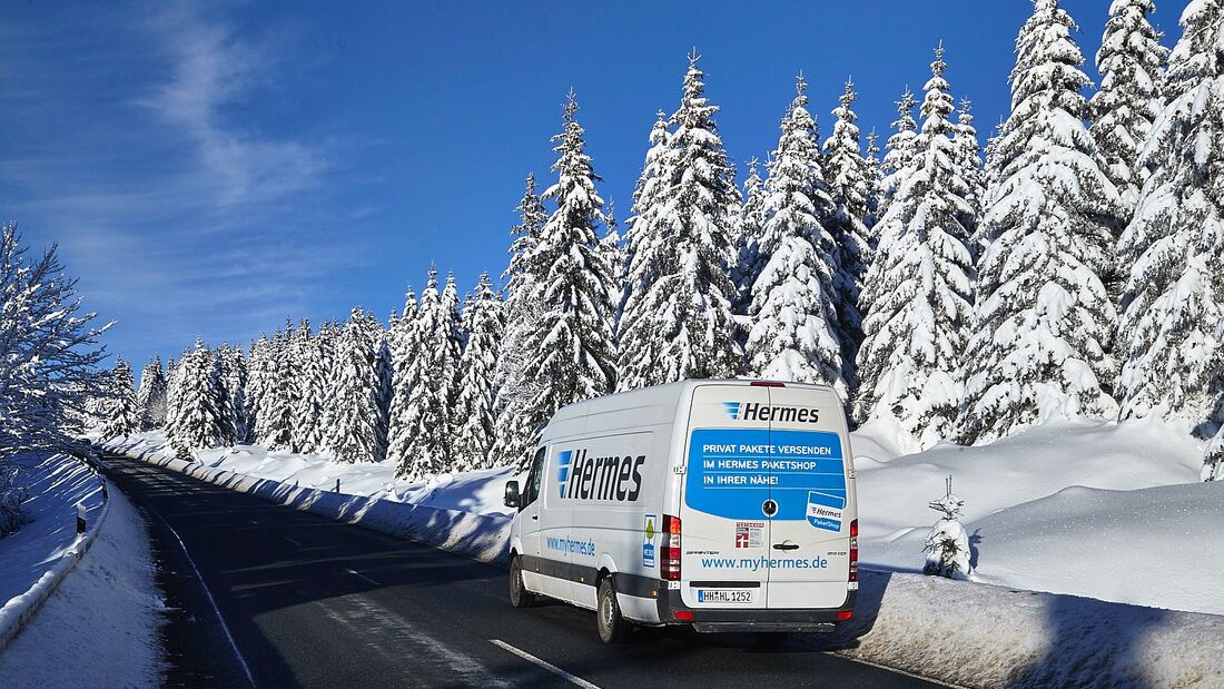 Hermes-Transporter im Winter