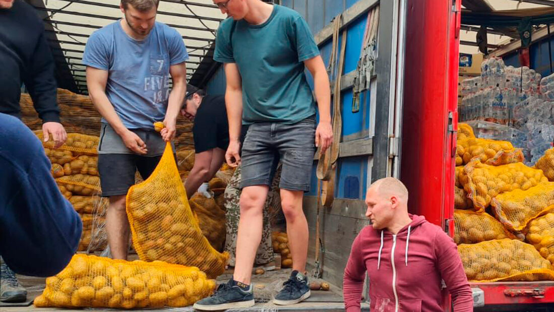 Hilfstransport in die Ukraine Celik Transport