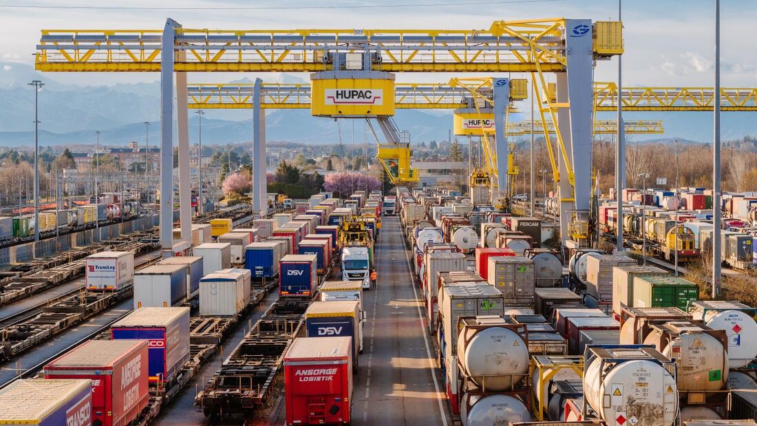 Hupac-Terminal für den Kombinieten Verkehr