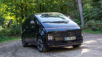 Hyundai Staria Signature 2022