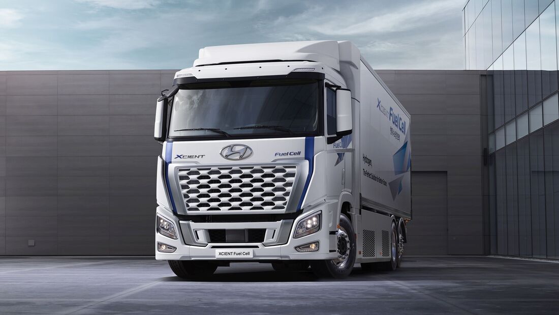 Hyundai Xcient Fuel Cell 2021