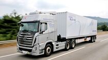 Hyundai Xcient Platooning