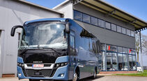 INDCAR NEXT L9 auf DAF Chassis, Frontansicht, Probus Event in Wagenfeld mit neuer Niederlassung, April 2018, verwendet für Bus Newsletter am 18.04.2018