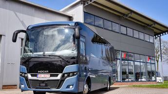 INDCAR NEXT L9 auf DAF Chassis, Frontansicht, Probus Event in Wagenfeld mit neuer Niederlassung, April 2018, verwendet für Bus Newsletter am 18.04.2018